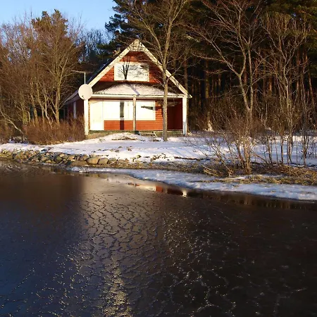 Kapteni House Feriehus Paatsalu